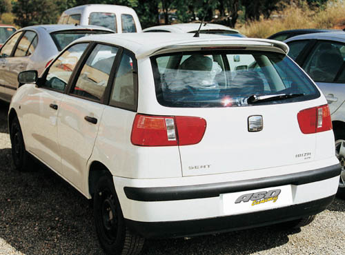 AILERON SE IBIZA 3/5P 99