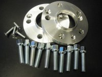 Elargisseurs de voies avec visserie sphérique 13mm pour MERCEDES 
Classe C Type 204, 204K | 07-13 | cal_T3A_S71324 | M14x1,50  |  5x112  |  Ø 66,5